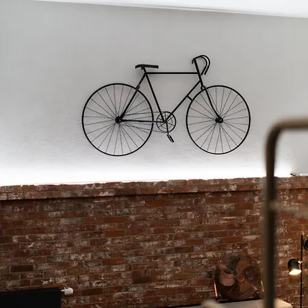 Moderne In Top-altstadt-lage - Privates Parken - Naehe Hauptmarkt